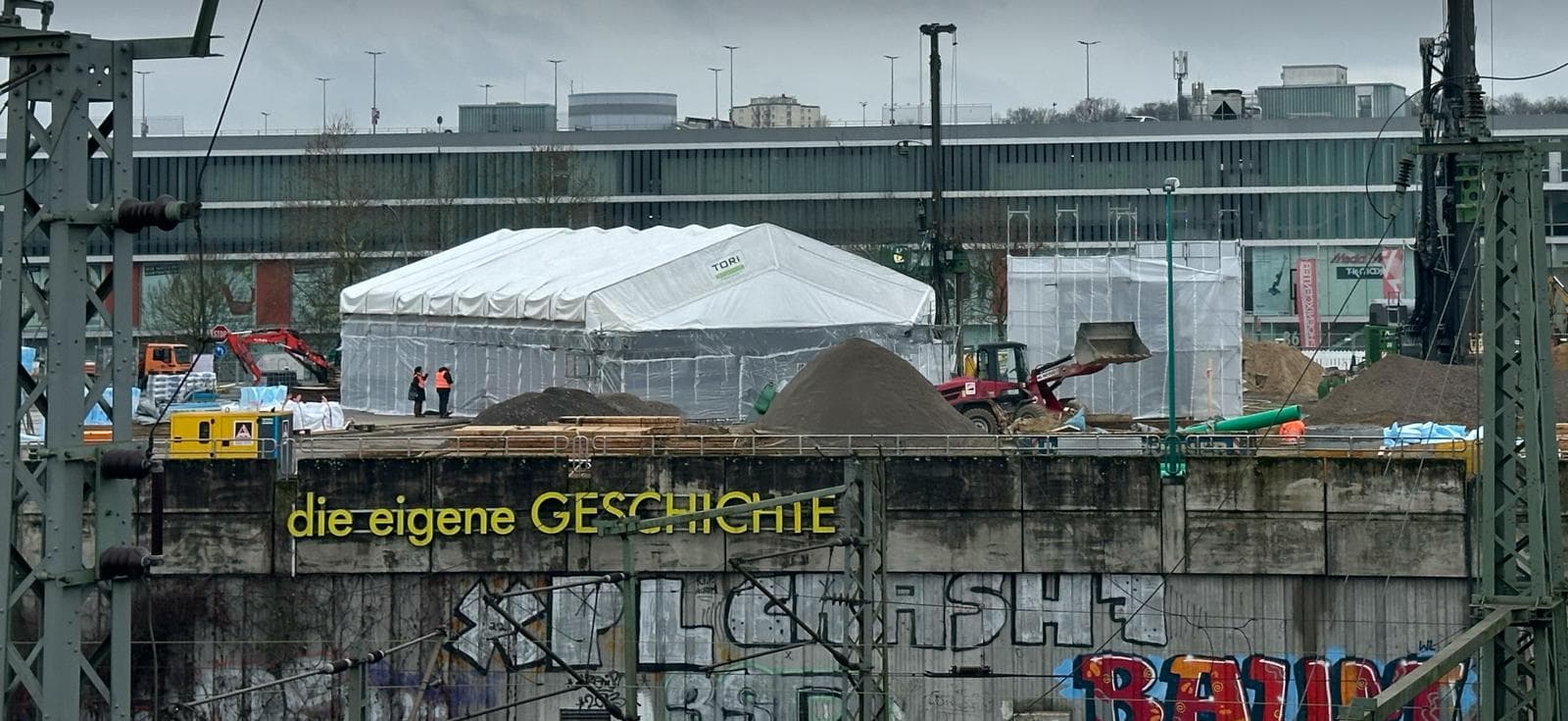 Keder Tarp Installation - 25